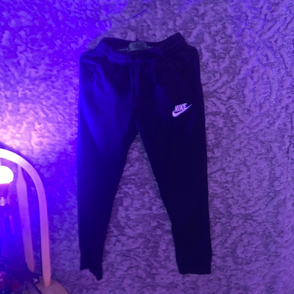 worn only a few times didn’t fit too small on the legs